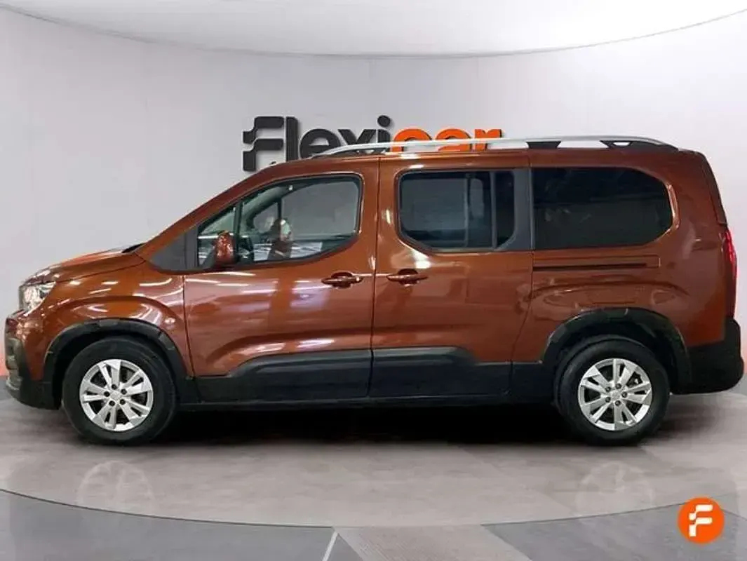 Usado Peugeot Rifter Allure 110 CV (80 kW) 2020 Marrón Monovolumen