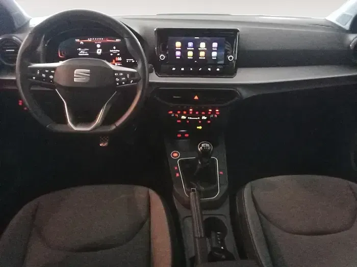 Usado Seat Ibiza XCELLENCE 115 CV (84 kW) 2025 Gris Utilitario