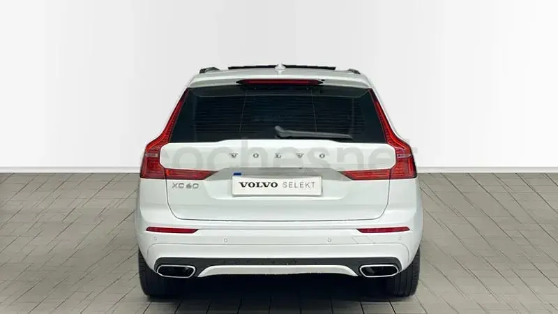 Usado Volvo XC60 R-Design 190 CV (139 kW) 2017 Blanco SUV