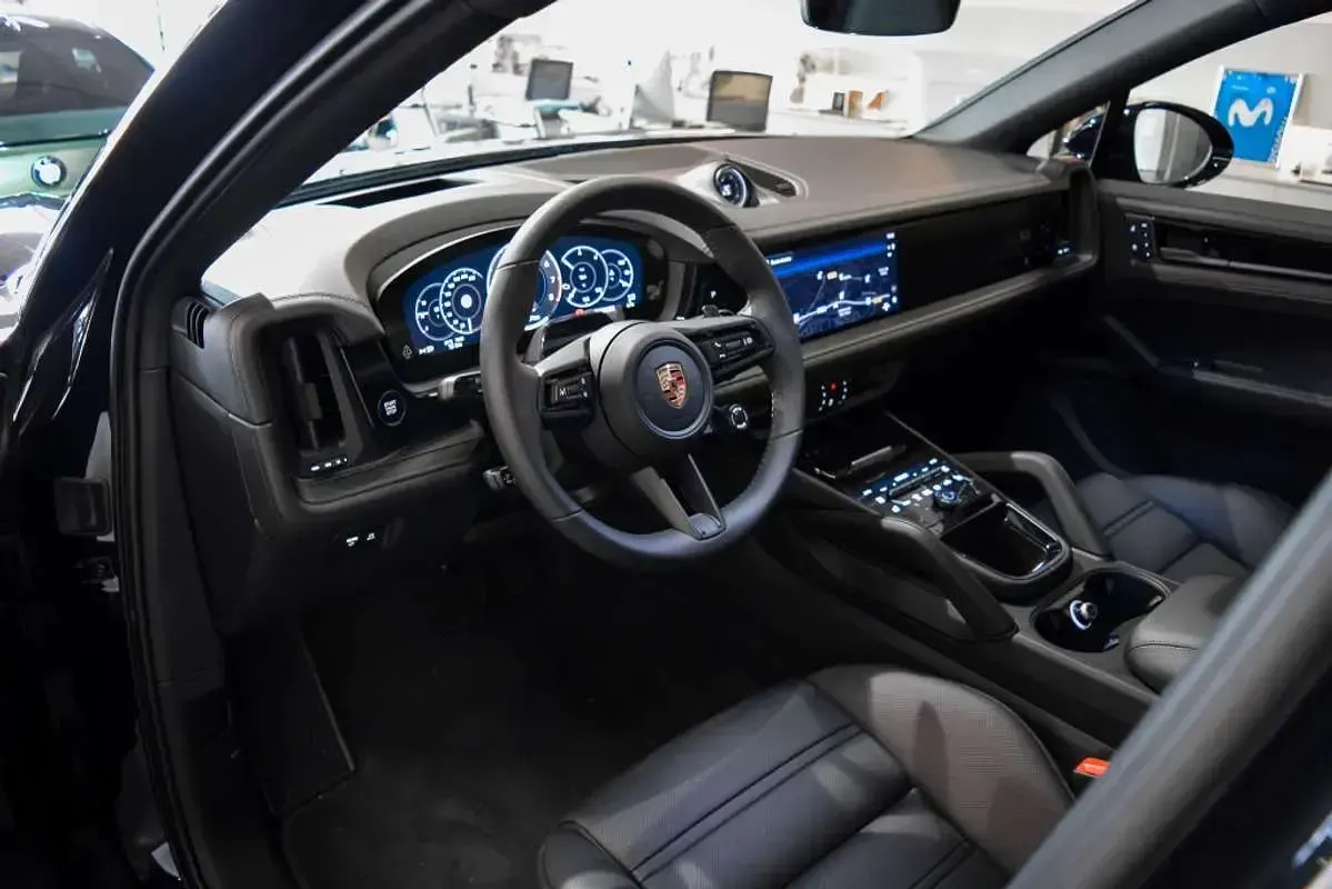 Nuevo Porsche Cayenne S E-Hybrid Black Edition 519 CV (381 kW) 2026 Negro SUV