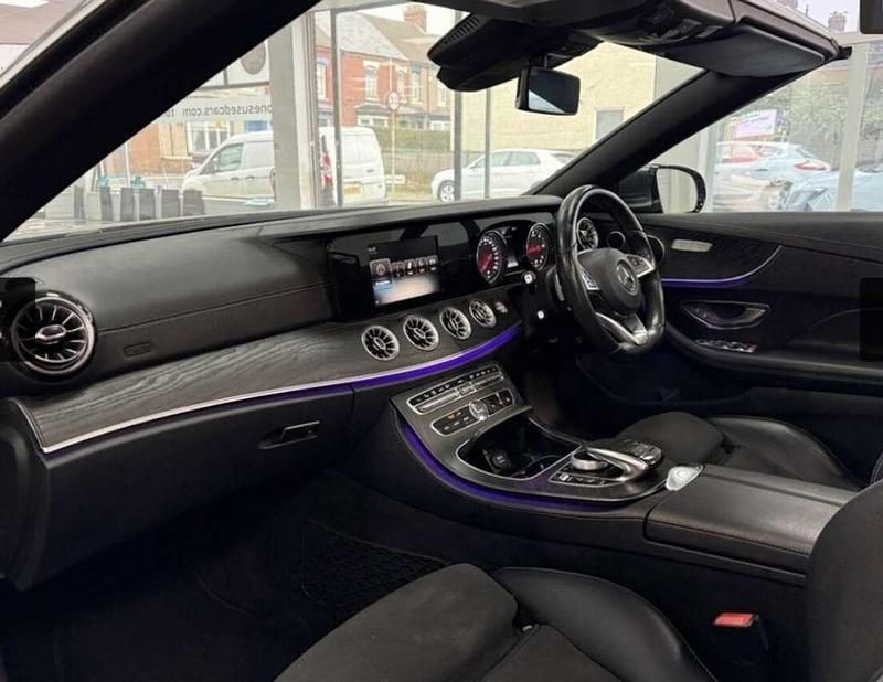 Usado Mercedes E220 194 CV (142 kW) 2018 Negro Descapotable