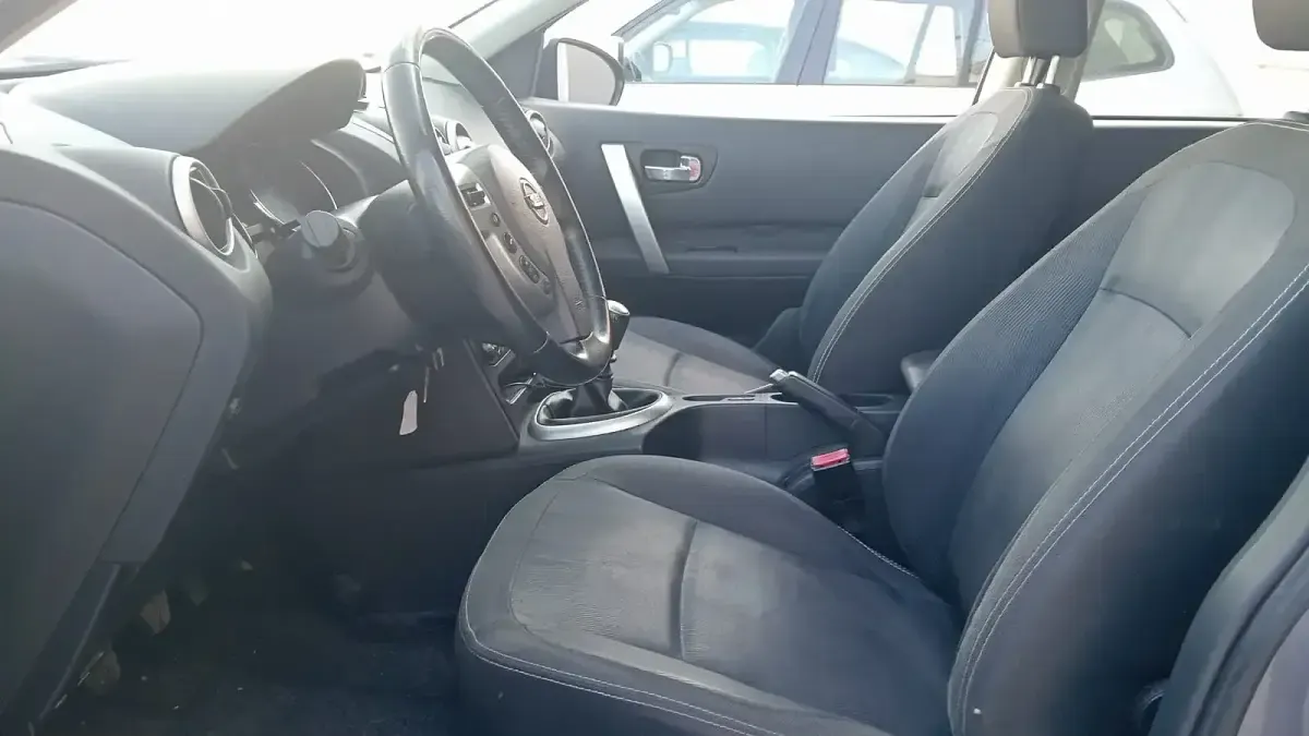 Usado Nissan Qashqai Premium Edition 110 CV (80 kW) 2010 Gris SUV