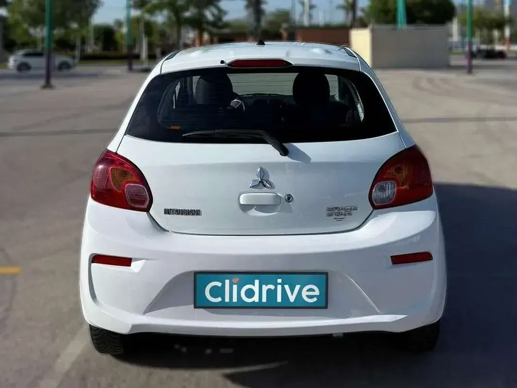Usado Mitsubishi Space Star Motion 80 CV (58 kW) 2019 Blanco Utilitario