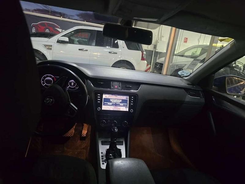 Occasion Skoda Octavia Ambition 116 ch (85 kW) 2020 Bleue Citadine