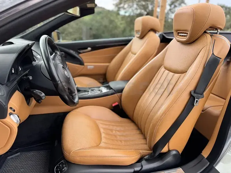 Usado Mercedes SL350 315 CV (231 kW) 2012 Gris / plata Descapotable