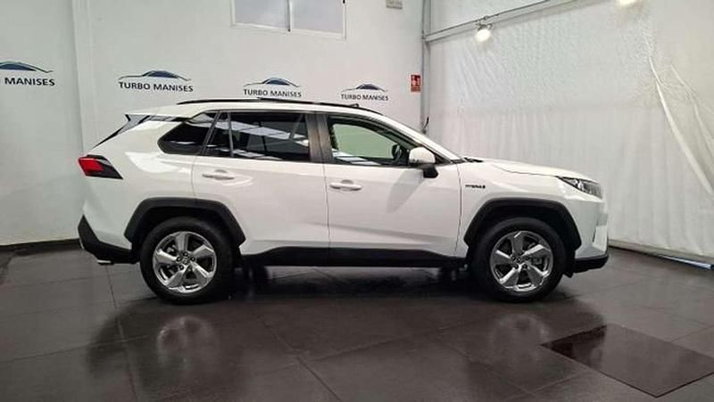 Usado Toyota RAV4 Hybrid Advance 218 CV (160 kW) 2021 Blanco SUV