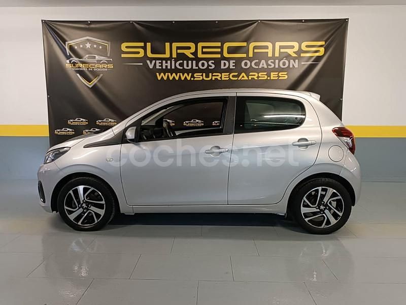 Usado Peugeot 108 Active 72 CV (52 kW) 2018 Gris / plata Berlina