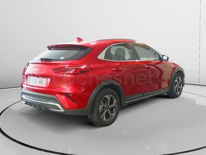 Usado Kia XCeed 100 CV (73 kW) 2024 Rojo SUV