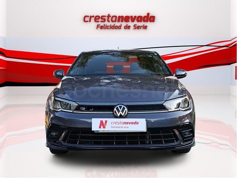 Usado VW Polo R-line 95 CV (69 kW) 2022 Gris / plata Berlina