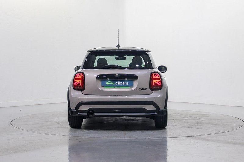 Usado Mini Cooper 136 CV (100 kW) 2022 Negro Utilitario
