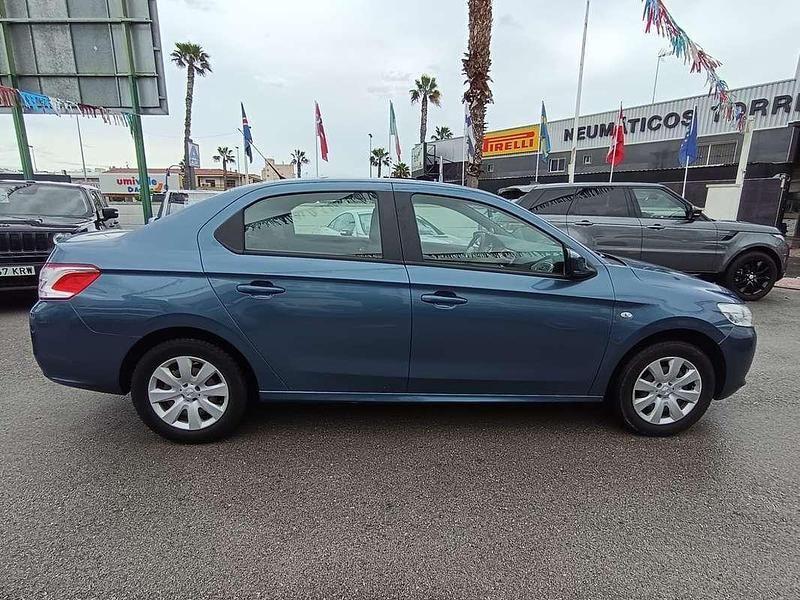 Azul Usado 2016 Peugeot 301 Berlina | 6300 € - Imagen 1/4