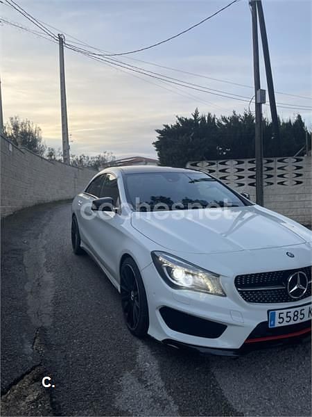 Usado Mercedes CLA220 170 CV (125 kW) 2014 Blanco Berlina