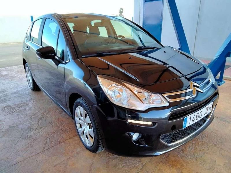 Usado Citroën C3 PureTech 82 CV (60 kW) 2015 Negro Utilitario