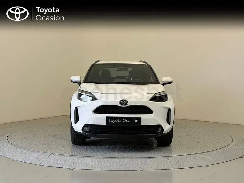 Usado Toyota Yaris Cross Active 130 CV (95 kW) 2025 Blanco SUV