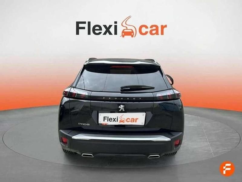 Usado Peugeot 2008 Allure 131 CV (96 kW) 2023 Gris SUV