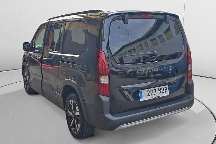 Usado Peugeot Rifter GT 131 CV (96 kW) 2025 Monovolumen