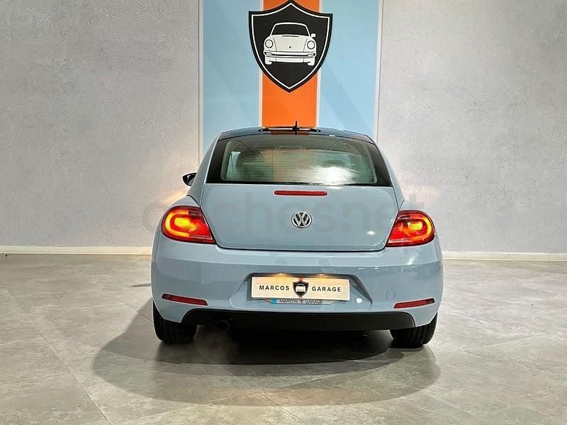 Usado VW Beetle Design 105 CV (77 kW) 2014 Azul Utilitario