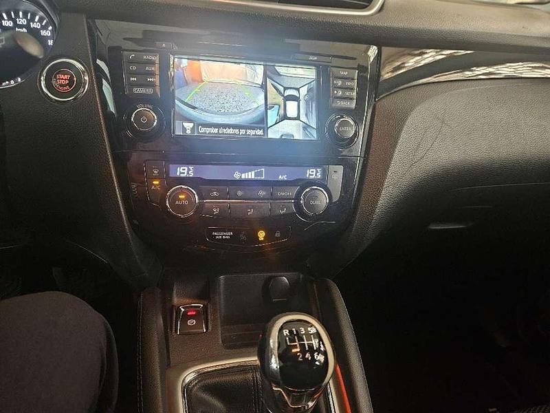 Usado Nissan Qashqai 360º 110 CV (80 kW) 2014 Gris SUV