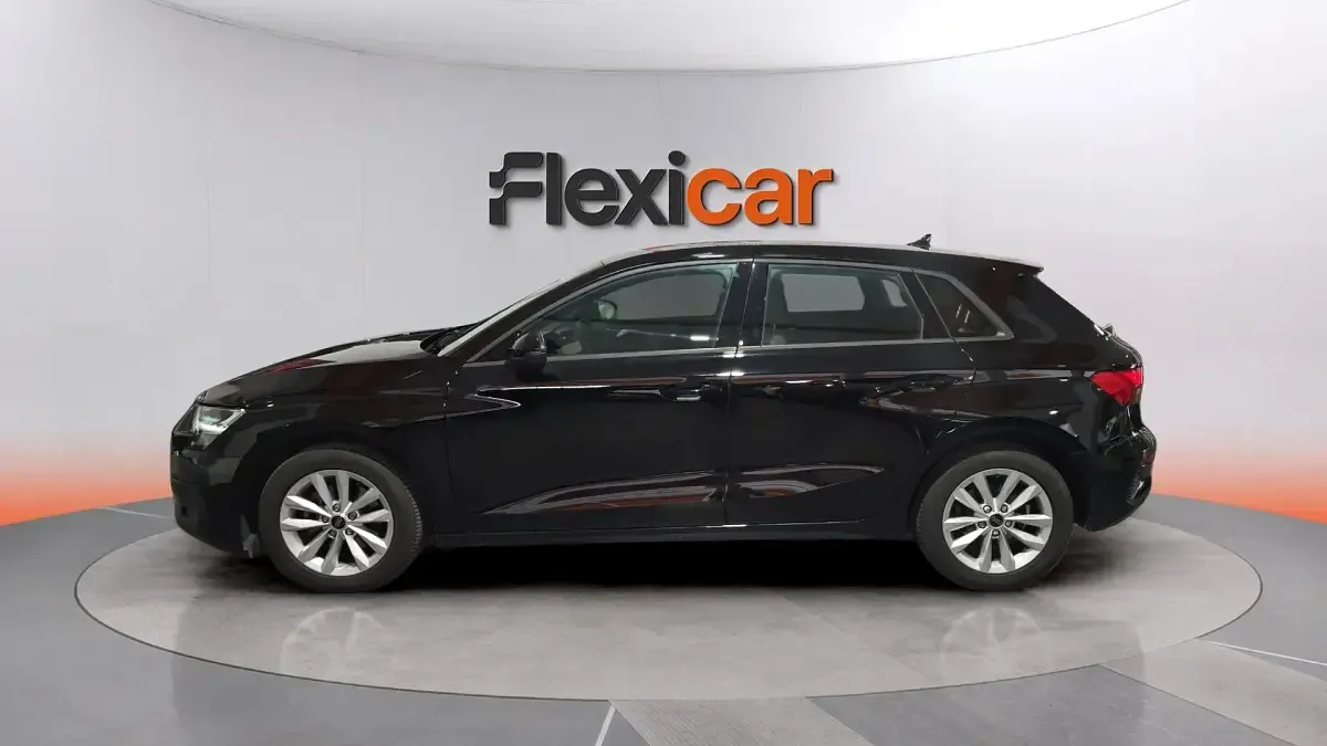 Usado Audi A3 Advanced Plus 150 CV (110 kW) 2023 Negro Berlina