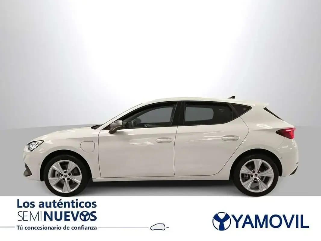 Usado Seat Leon FR 205 CV (150 kW) 2024 Blanco Utilitario