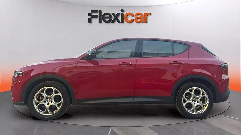 Usado Alfa Romeo Tonale Edizione Speciale 131 CV (96 kW) 2022 Granate SUV