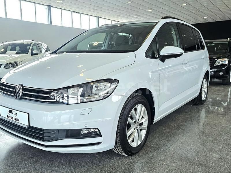Blanco Usado 2018 VW Touran Advance Monovolumen | 18.900 € (Super precio) - Imagen 1/4