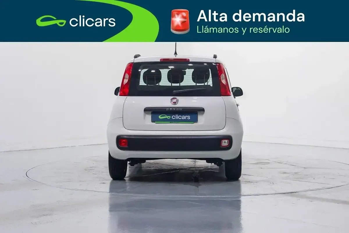 Usado Fiat Panda Lounge 69 CV (50 kW) 2016 Blanco Utilitario
