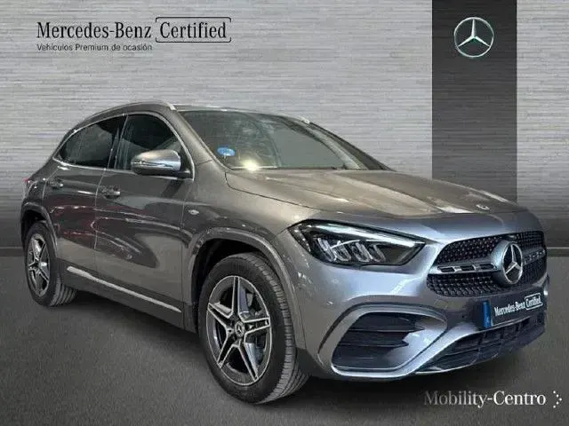 Usado Mercedes GLA250 218 CV (160 kW) 2026 Gris montaña SUV