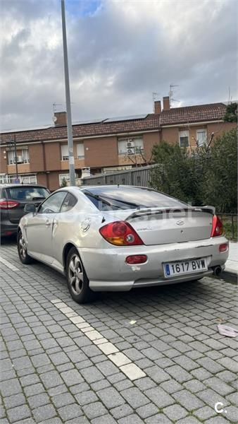 Gris / plata Usado 2002 Hyundai Coupé Coupe | 1650 € (Precio justo) - Imagen 1/3
