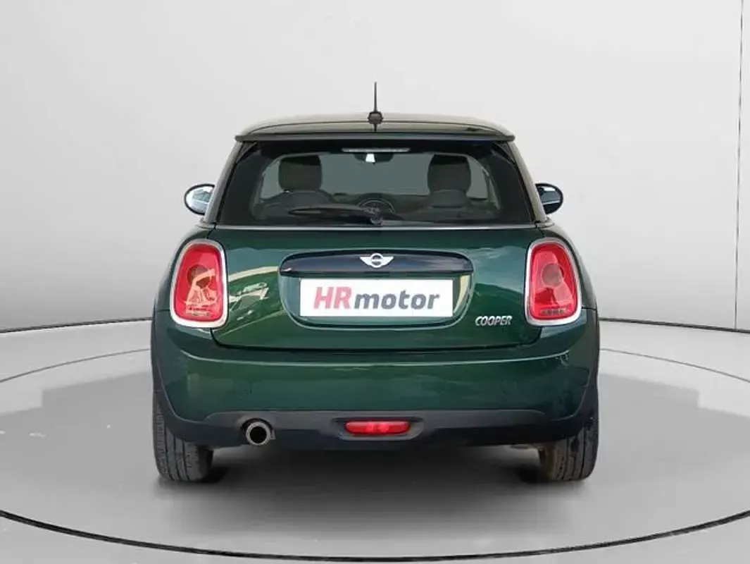 Usado Mini Cooper 136 CV (100 kW) 2016 Verde Utilitario