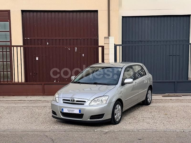 Beige Usado 2006 Toyota Corolla Sol Berlina | 3990 € (Buen precio) - Imagen 1/4