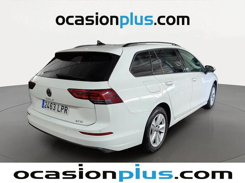 Usado VW Golf VIII Life 150 CV (110 kW) 2021 Blanco Familiar