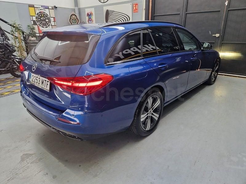 Usado Mercedes C200 163 CV (119 kW) 2022 Azul Familiar