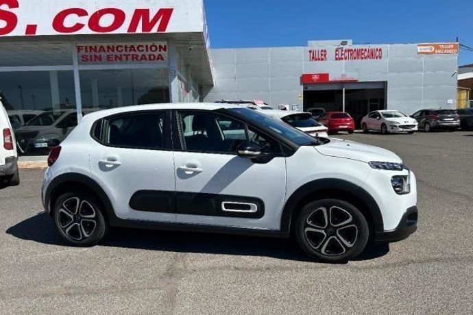 Usado Citroën C3 Feel 102 CV (75 kW) 2021 Utilitario