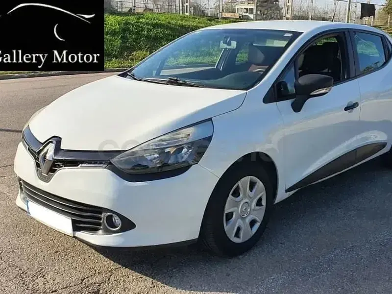 Usado Renault Clio IV Expression 75 CV (55 kW) 2014 Blanco Berlina