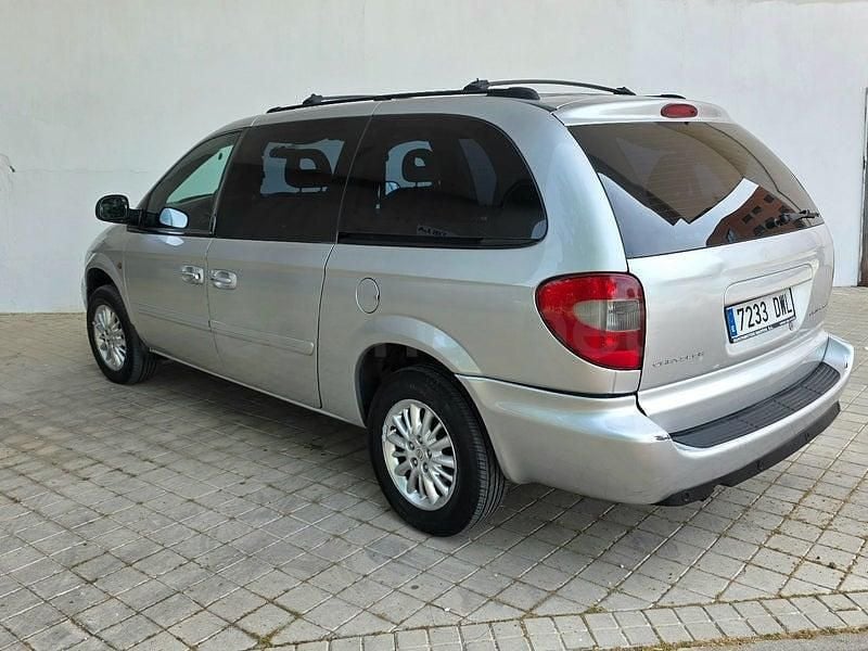 Usado Chrysler Grand Voyager Limited 150 CV (110 kW) 2006 Gris / plata Monovolumen