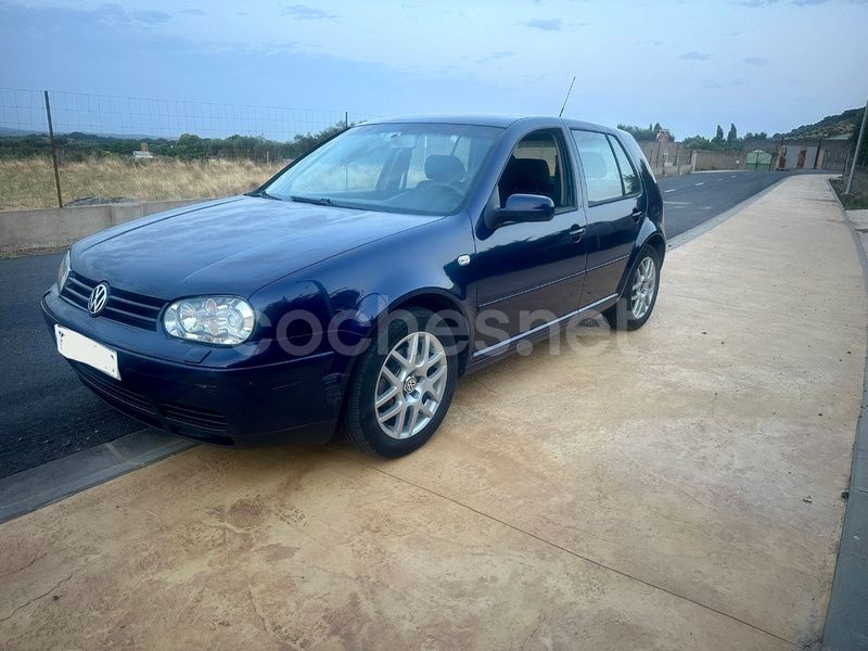 Azul Usado 2004 VW Golf IV Sportline Berlina | 4490 € (Buen precio) - Imagen 1/4