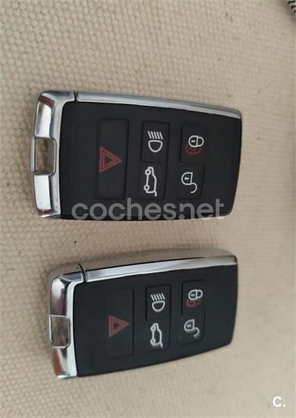 Usado Land Rover Discovery Sport R-Dynamic 163 CV (119 kW) 2022 Gris / plata SUV