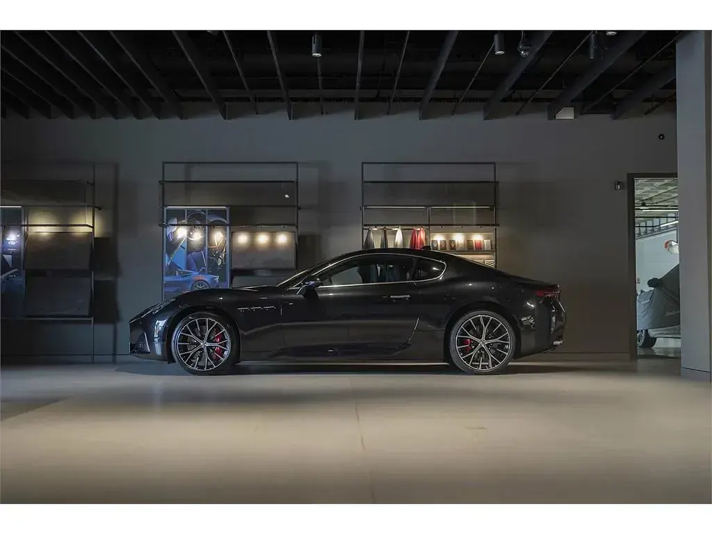 Nuevo Maserati Granturismo 489 CV (359 kW) 2026 Negro Coupe