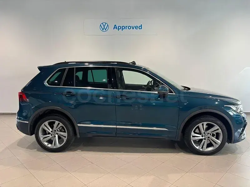 Usado VW Tiguan R-line 150 CV (110 kW) 2021 Azul SUV