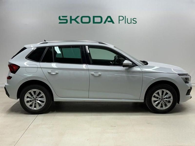 Usado Skoda Kamiq Selection 115 CV (84 kW) 2025 Blanco SUV