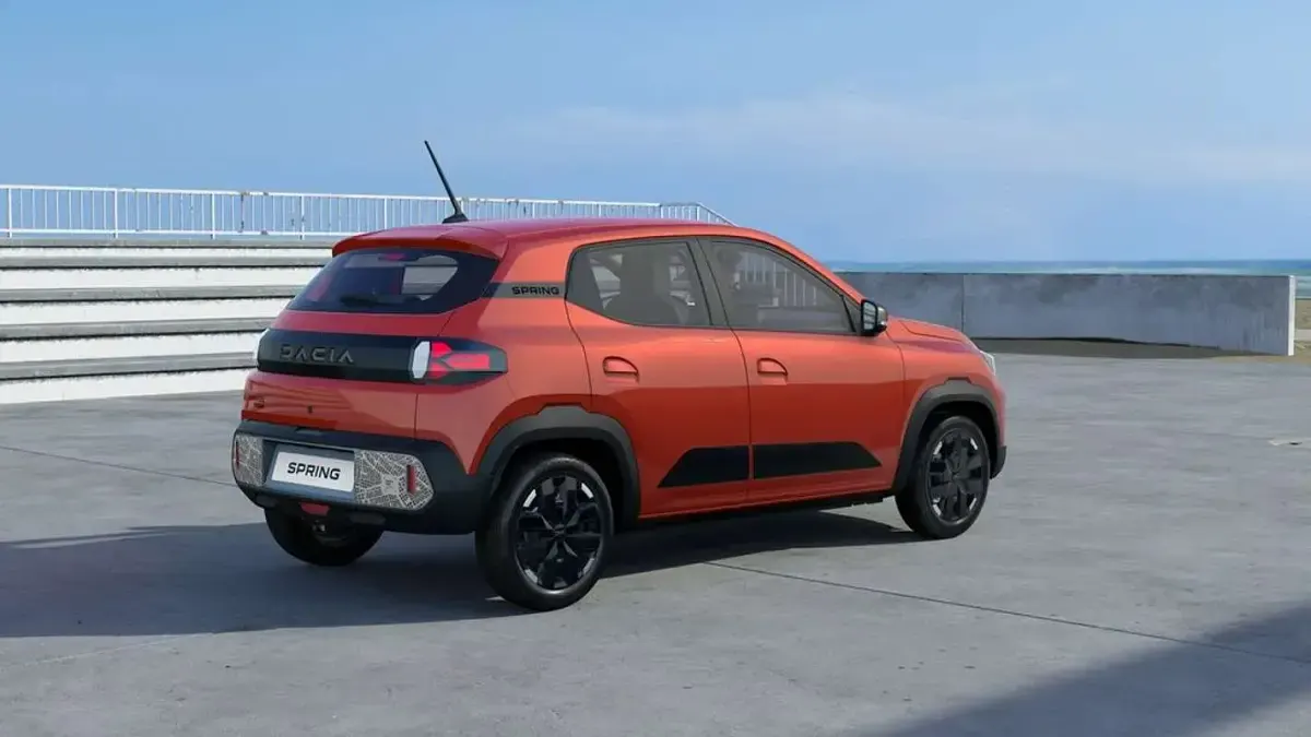 Usado Dacia Spring Extreme 47 kW (65 CV) 2025 Rojo Utilitario