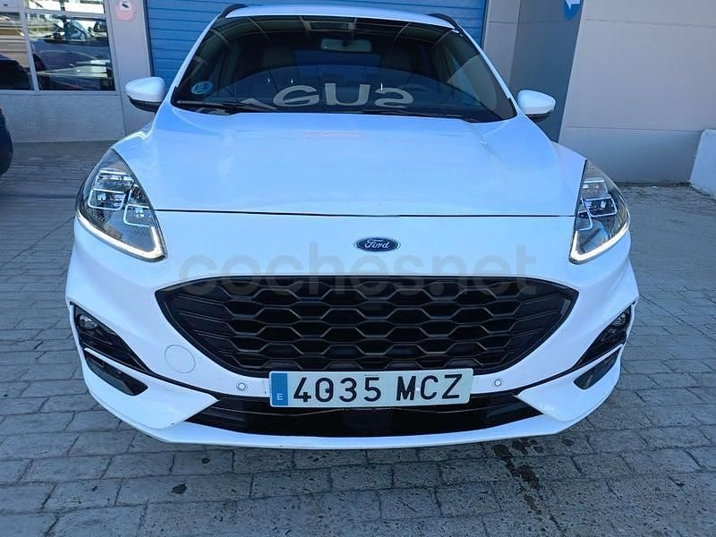 Usado Ford Kuga ST-Line X 190 CV (139 kW) 2022 Blanco SUV