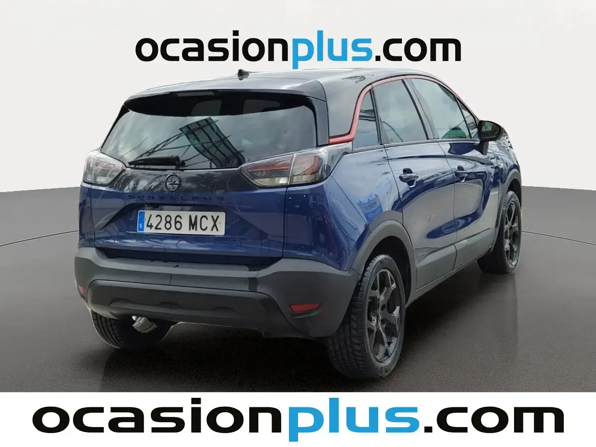 Usado Opel Crossland GS Line 110 CV (80 kW) 2022 Azul SUV
