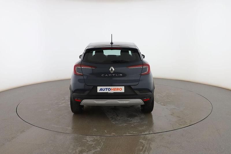 Usado Renault Captur Evolution 140 CV (102 kW) 2022 Azul SUV