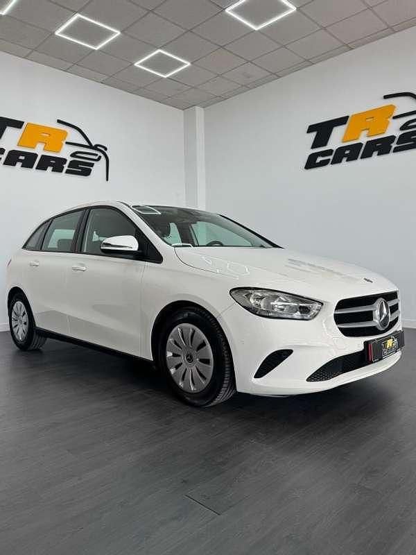 Usado Mercedes B180 116 CV (85 kW) 2019 Blanco Monovolumen
