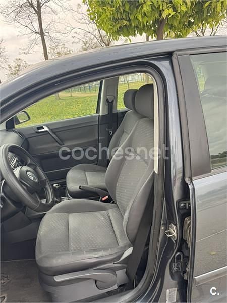 Usado VW Polo Conceptline 64 CV (47 kW) 2004 Azul Utilitario