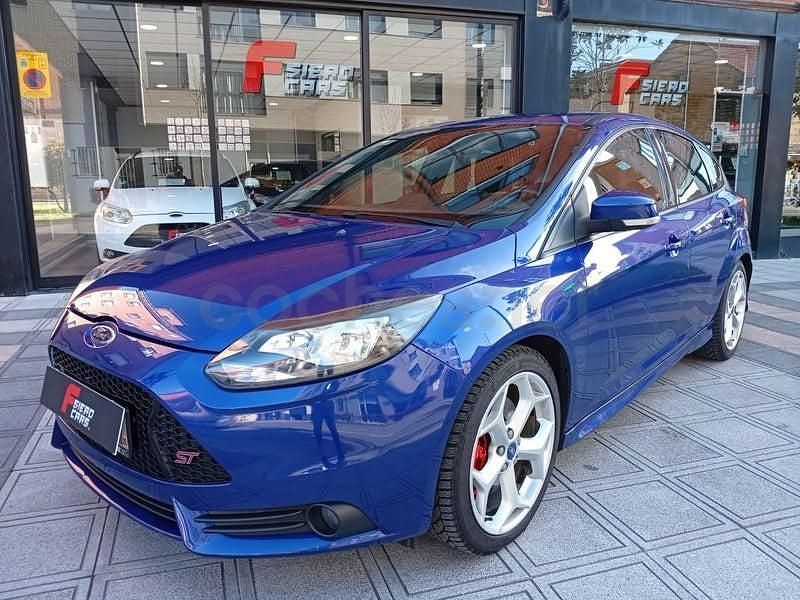 Usado Ford Focus ST 250 CV (183 kW) 2012 Azul Berlina