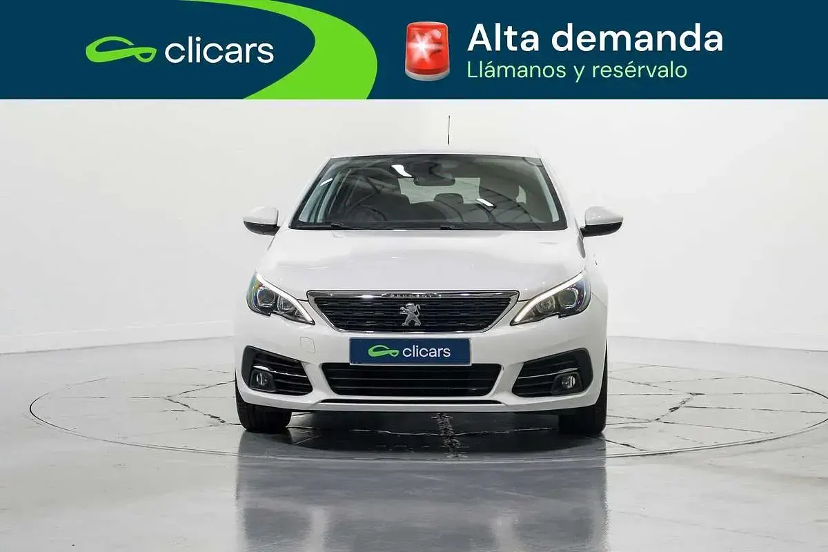 Usado Peugeot 308 SW GT 131 CV (96 kW) 2021 Blanco Familiar