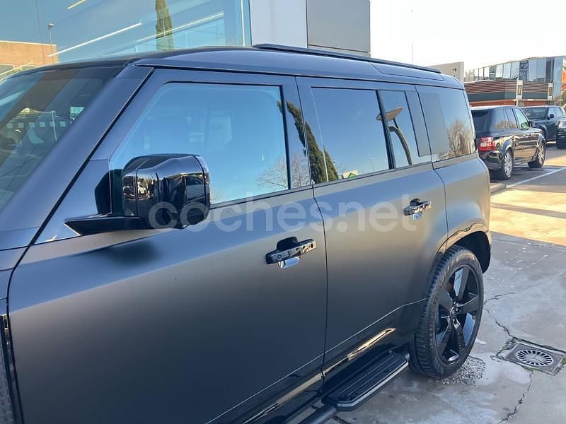 Usado Land Rover Defender HSE 301 CV (221 kW) 2025 Negro SUV